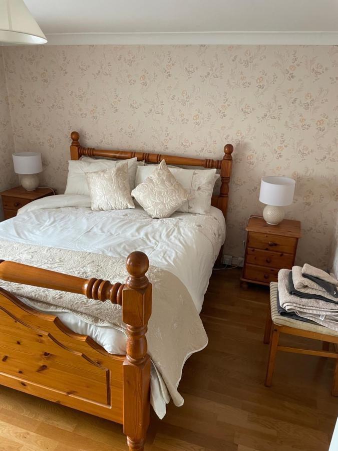 Apartamento Large Townhouse With Gardens Kingscourt Exterior foto